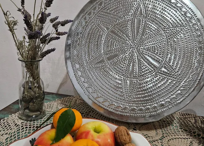 Traditional Adobe House In Evrychou With Cozy Garden And Fireplace! 度假居 尼科西亚