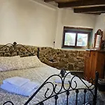 Traditional Adobe House In Evrychou With Cozy Garden And Fireplace! Nikosia