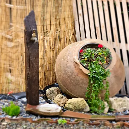 Traditional Adobe House In Evrychou With Cozy Garden And Fireplace! Prázdninový dům *