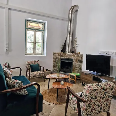 בית נופש Traditional House Near Troodos For Families And Nature Lovers! *