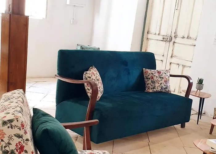 Traditional Adobe House In Evrychou With Cozy Garden And Fireplace! בית נופש *