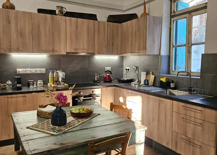 Traditional Adobe House In Evrychou With Cozy Garden And Fireplace! Σπίτι διακοπών