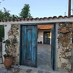 Traditional Adobe House In Evrychou With Cozy Garden And Fireplace! Feriehus Nicosia
