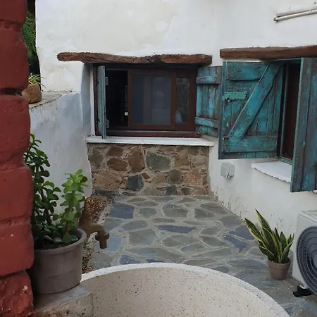 Traditional House Near Troodos For Families And Nature Lovers!