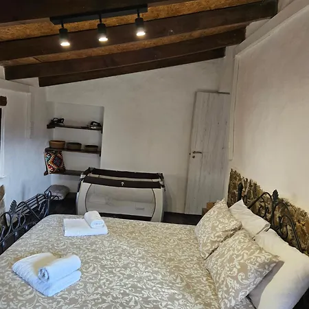 Traditional Adobe House In Evrychou With Cozy Garden And Fireplace! Feriehus Nicosia